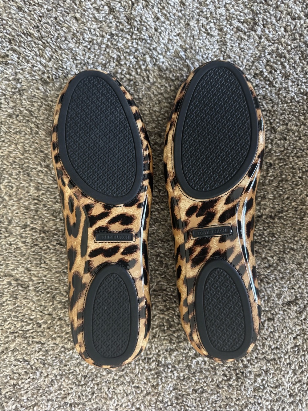 Tory Burch Leopard-Print Flats with Black Logo - Picture 3 of 6